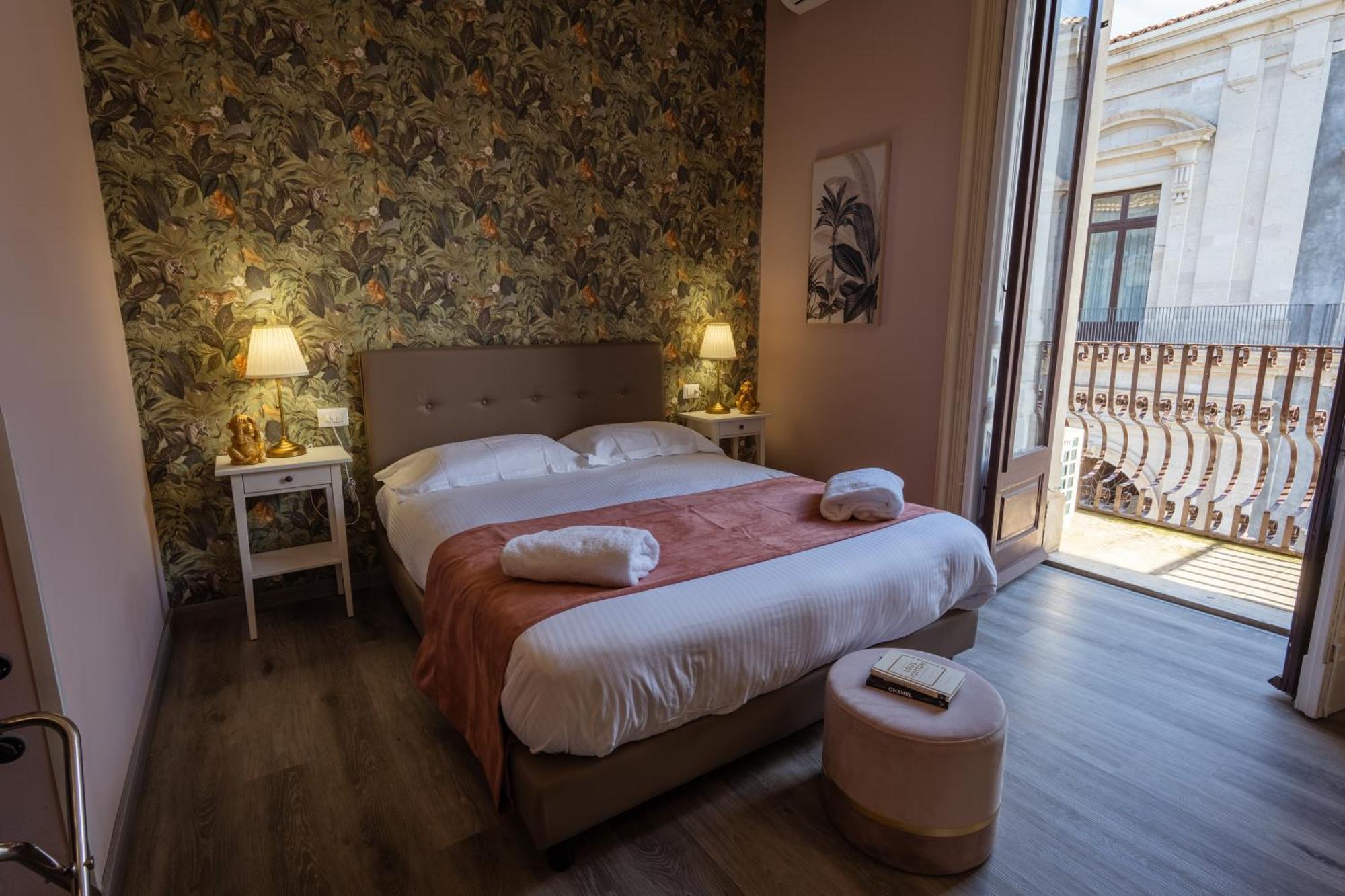 Etnea Boutique Hotel Катания Экстерьер фото